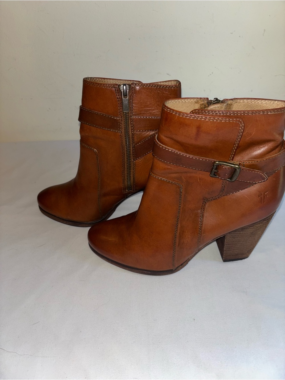 FRYE Patty Riding Bootie in cognac leather size 9.5